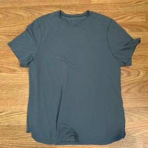Lulu lemon men’s t shirt, grey